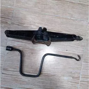 جک ماشین پژو طبق عکس