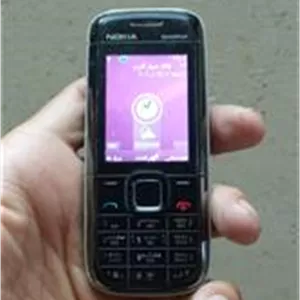 نوکیا 5130 با کارتن
