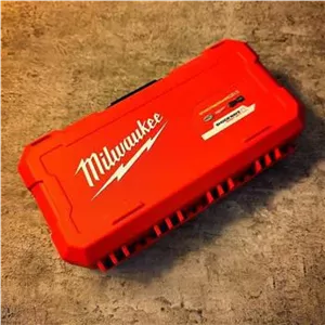 ست سر پیچ گوشتی مته و هولدر میلواکی Milwaukee