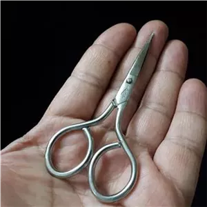 قیچی کوچک کهنه قاجاری بکر آلمانی