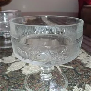 سرویس شش پارچه بستنی خوری قدیمی وکمیاب چک