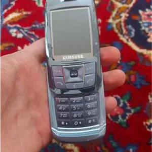 گوشی سامسونگ e250 قدیمی