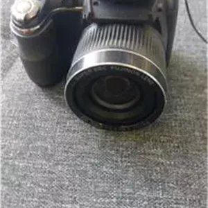 دوربین عکاسی فوجی S4000