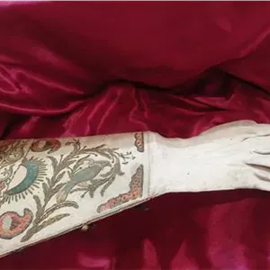 دستکش ساق دار آنتیک