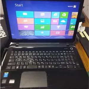 لپ تاپ توشیبا با پردازنده i7 رم 8 با حافظه ssd