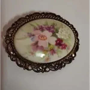 سنجاق سینه قدیمی
