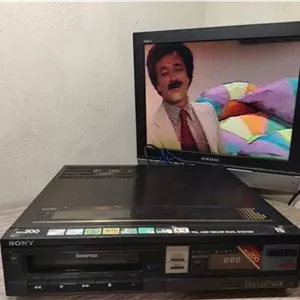 ویدیو فیلم کوچک سونی بتا sony betamax 200