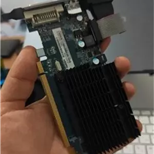 گرافیک یک گیگابایت AMD