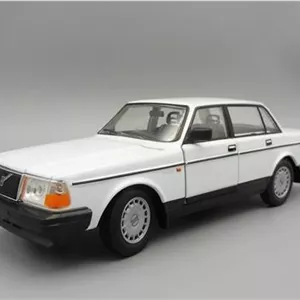 ماکت کمیاب ولوو 240GL مقیاس ( 124 ) ویلی