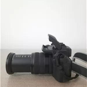 دوربین عکاسی و فیلمبرداری فوجی فیلم