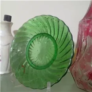 پیشدستی سبز مطابق تصویر