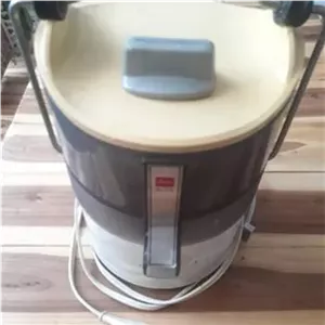 آبمیوه گیری توشیبا 150 وات آب میوه گیر