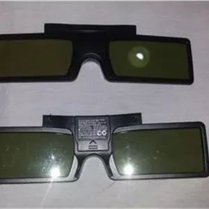 دو عدد عینک سه بعدی با هم X4