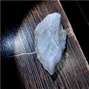 سنگ شفاف درجه 1 وزن38گرم