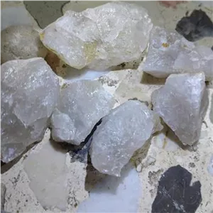 7تکه سنگ شفاف توپاز شیری