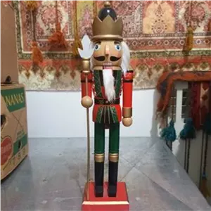 دکوری فندق شکن کریسمس