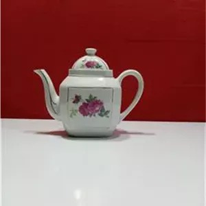 قوری گل سرخی