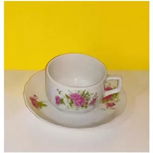 فنجان و نعلبکی گل سرخ قدیمی
