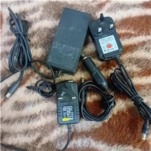5عدد ادابتورو شارژر فندکی