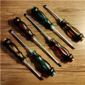 ست پیچ گوشتی ضربه خور تیتان Titan