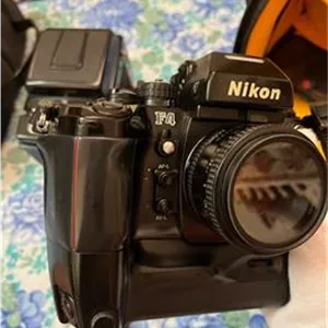 دوربین نیکون (NIKON)