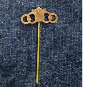 نشان سینه باشگاه ورزشی تاج ( استقلال) کمیاب