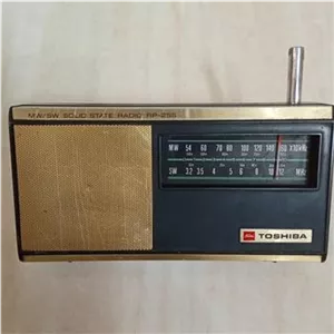 رادیو دوموج متوسط،کوتاهTOSHIBA