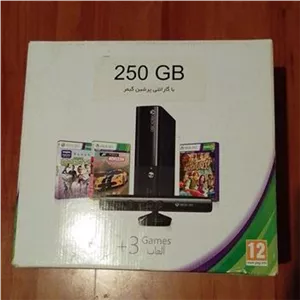 کنسول و بازی ایکس باکس 360 اسلیم توضیحات دارد
