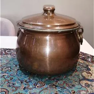 دیگ مسی درب دار