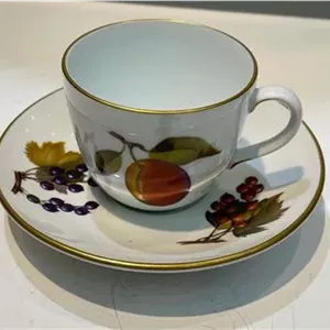 فنجان و نعلبکی قدیمی خارجی