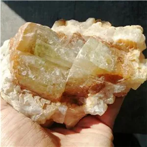سنگ راف کلسیت سبز روی آراگونیت
