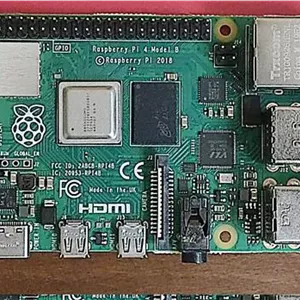 رزبری پای 4 با رم 2 گیگ raspberry