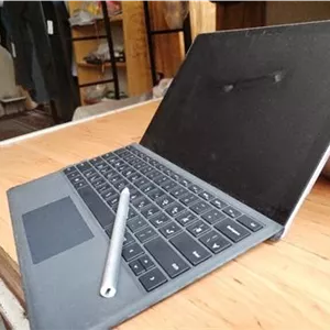 تبلت مایکروسافت surface pro 5