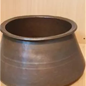 دیگ مسی قدیمی