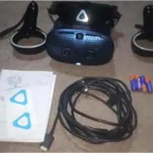 هدست واقعیت مجازی HTC VIVE Cosmos
