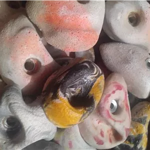 100 گیره سنگنوردی بهمراه پیچ و مهره
