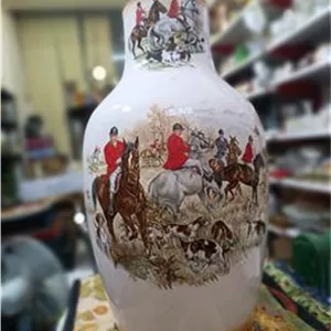 کنار سالنی دو نقش آنتیک دست ساز