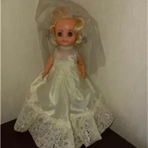 عروسک عروس قدیمی