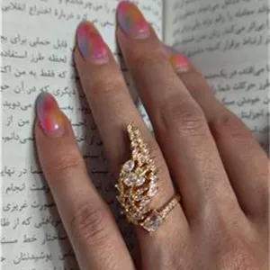 انگشتر جواهری نگین دار بسیار خاص و شیک
