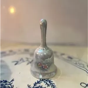 زنگوله قدیمی اروپایی