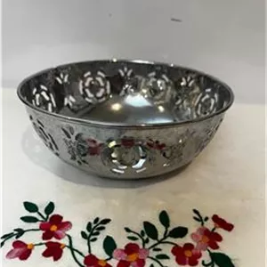 کاسه قدیمی استیل طرح دار