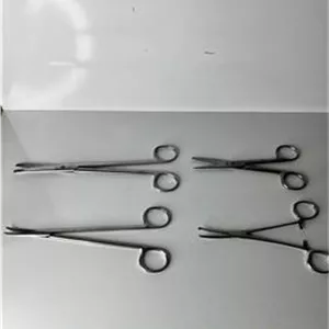 قیچی استیل قدیمی دندان پزشکی چهار عددی مارک دار