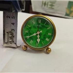 یک قطعه ساعت رومیزی کوکی کوچک ژاپنی