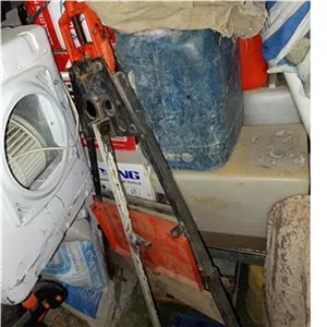 گیره لوله کشی سه پایه