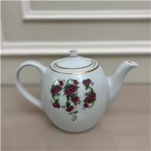 قوری گل سرخی