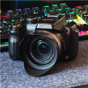دوربین عکاسی پاناسونیک مدل FZ100