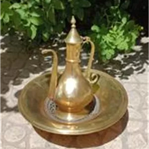 آفتابه لگن بزرگ برنجی قاجاری، زیبا و نمادار