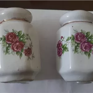 نمکدان گل سرخی قدیمی