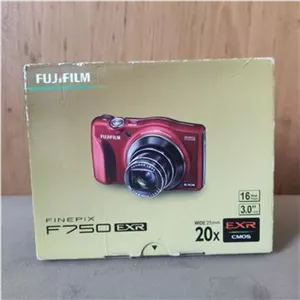 دوربین فوجی F750 EXR با زوم 20x