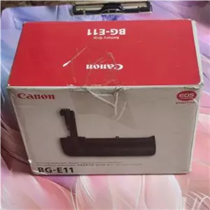 گریپ کانن BG-E11 مخصوص کانن 5D iii و 5Ds